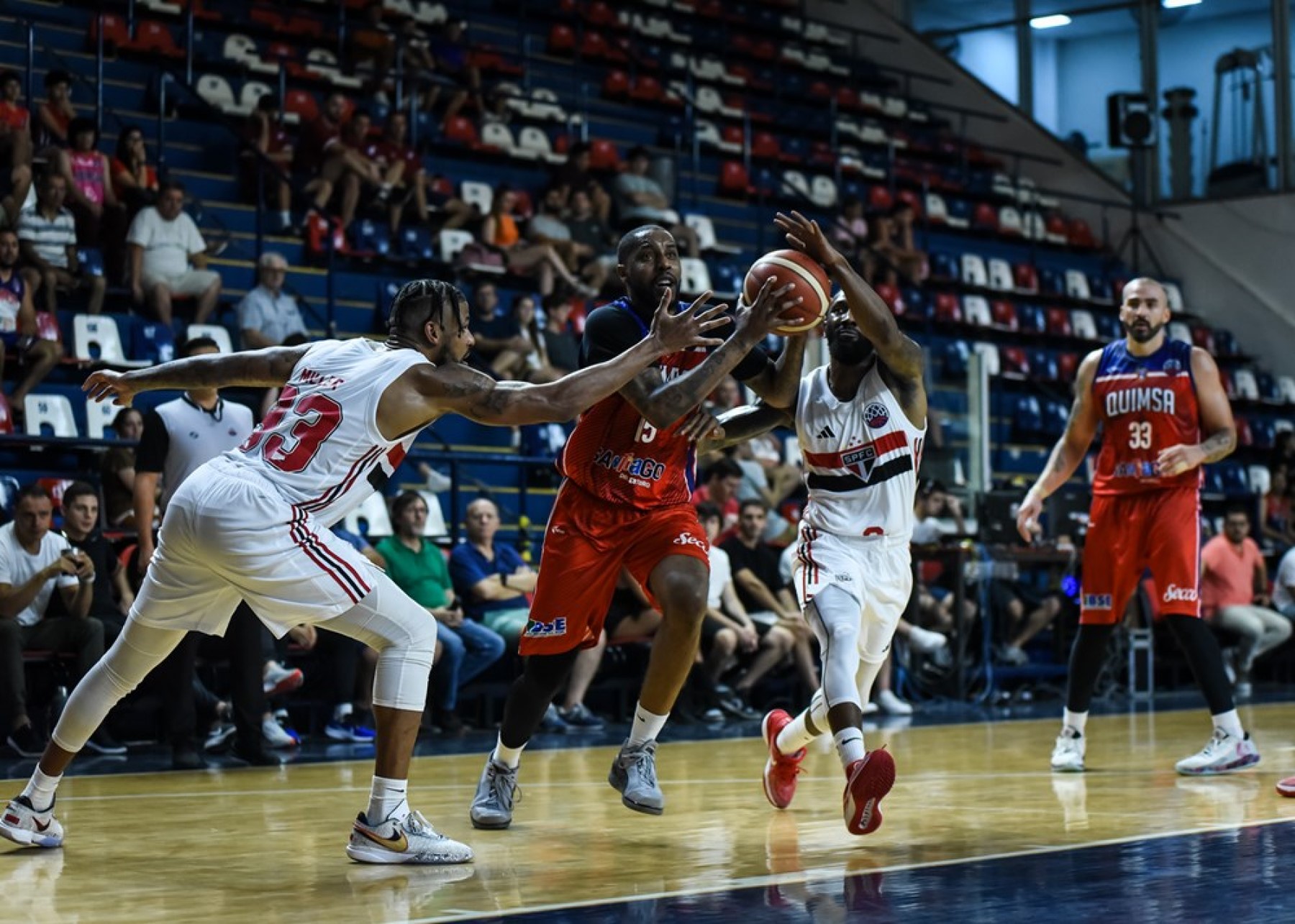 No Uruguai, Basquete Tricolor vence o Nacional - SPFC