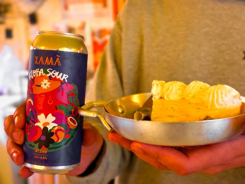 Cerveja Flora Sour. Crédito Onça Bêbada